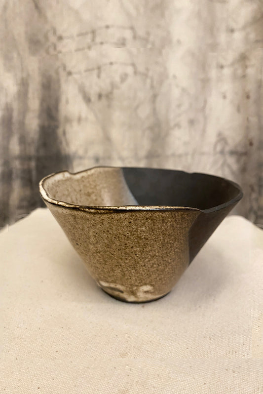 CONICAL BOWL