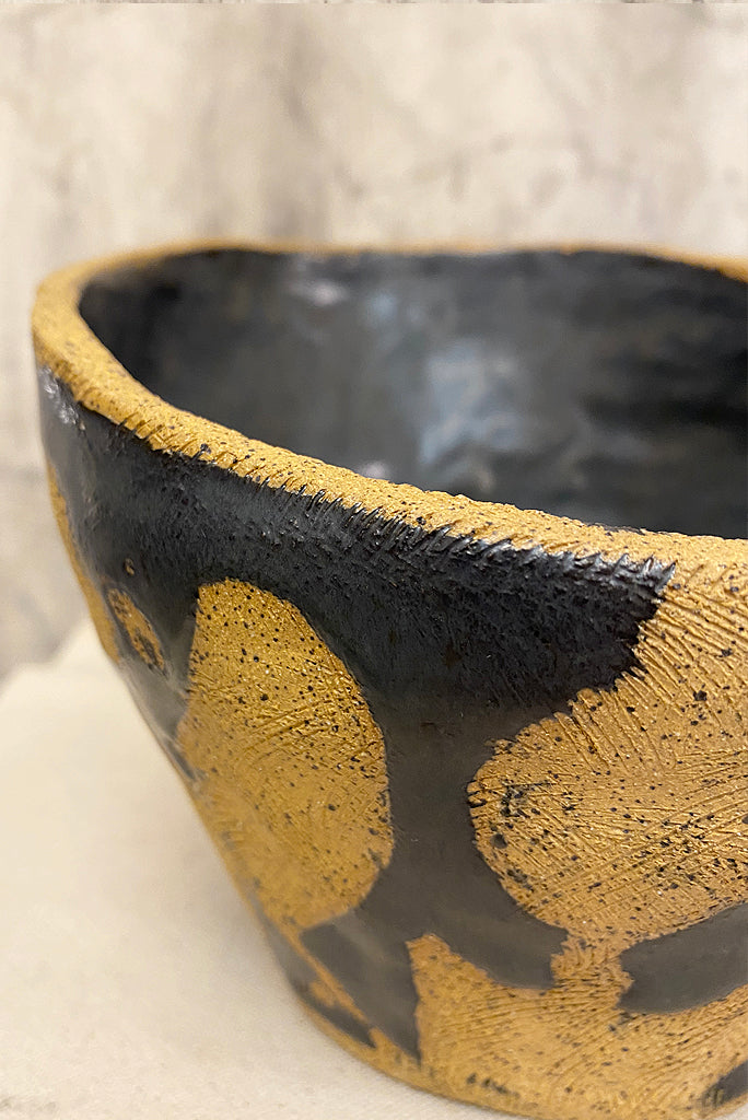 ANGLED BOWL